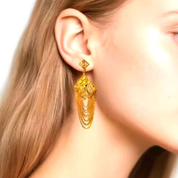 New Modern Geometric Flower Chain Dangle Earrings - Picture 4 of 6